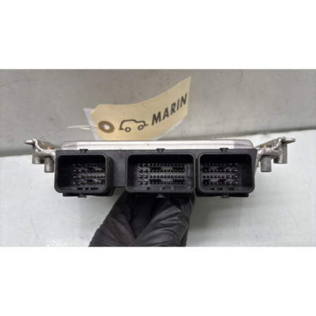 Calculateur moteur PEUGEOT 206