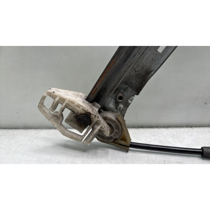 Leve vitre electrique avant gauche PEUGEOT 206 Photo n°3