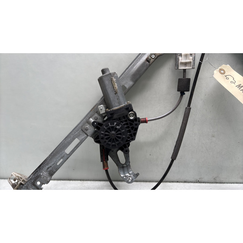 Leve vitre electrique avant gauche PEUGEOT 206 Photo n°9