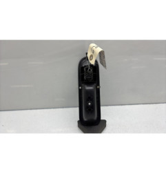 Interrupteur de leve vitre avant droit RENAULT CLIO 3