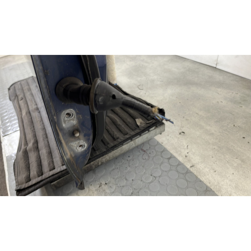 Porte avant droit TOYOTA YARIS 1 Photo n°8