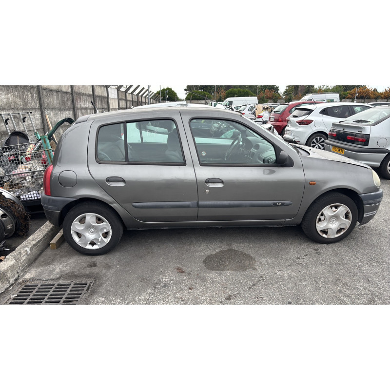 Moteur essuie glace arriere RENAULT CLIO 2 Photo n°8