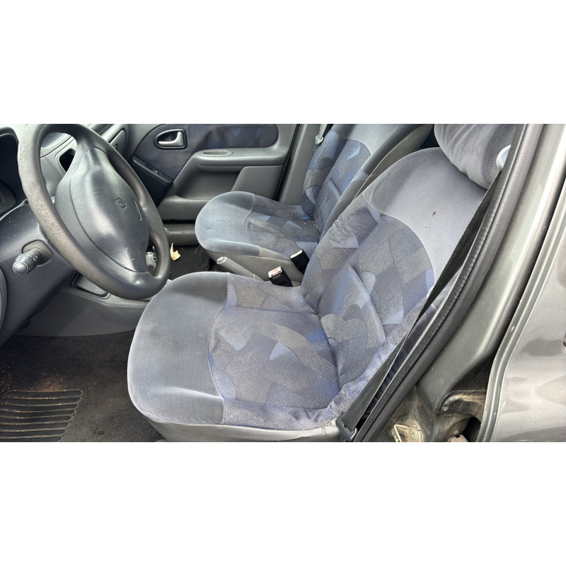Moteur essuie glace arriere RENAULT CLIO 2 Photo n°14
