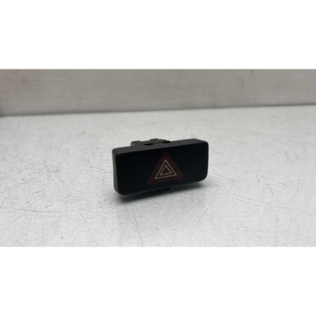 Bouton de warning SUZUKI ALTO 3 Photo n°1