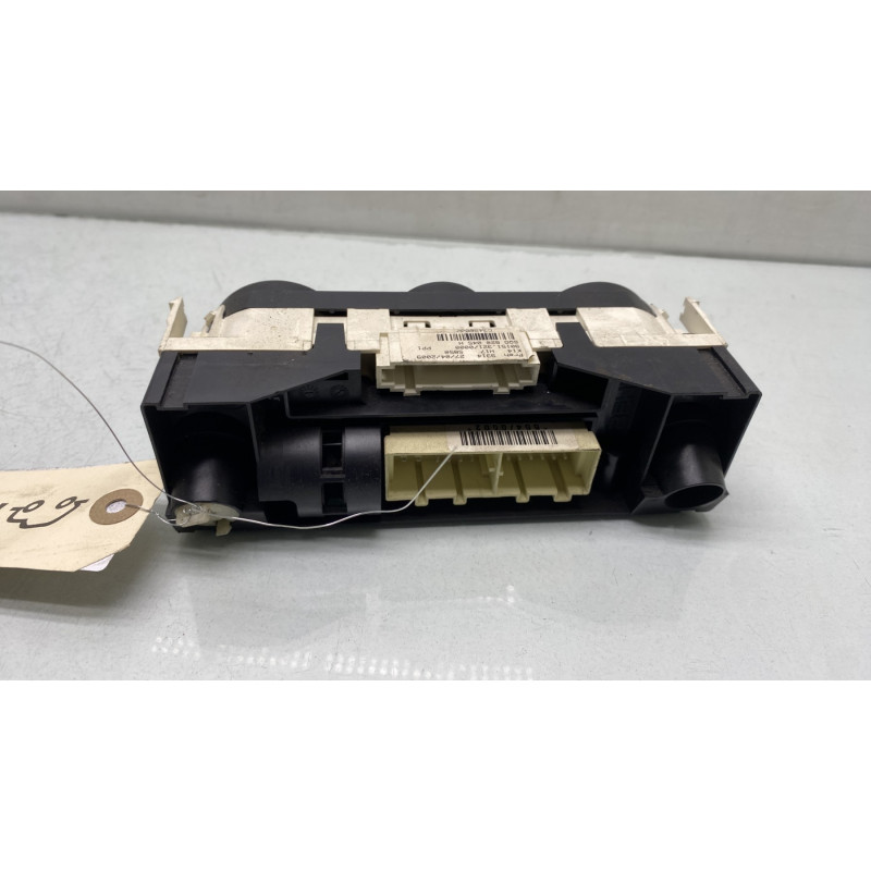 Commande chauffage VOLKSWAGEN POLO 4 Photo n°3