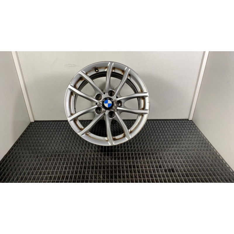 Jante BMW SERIE 1 F20 Photo n°1