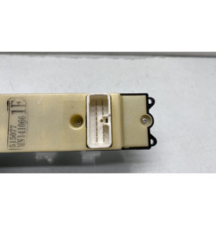 Interrupteur de leve vitre avant gauche MITSUBISHI GRANDIS