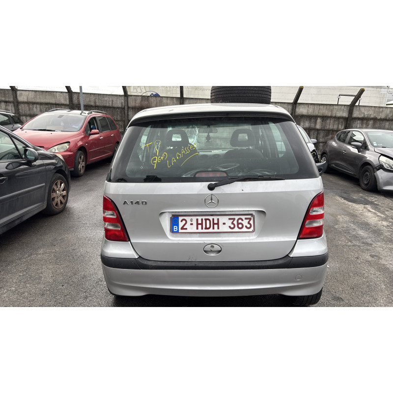 Capot MERCEDES CLASSE A 168 Photo n°11