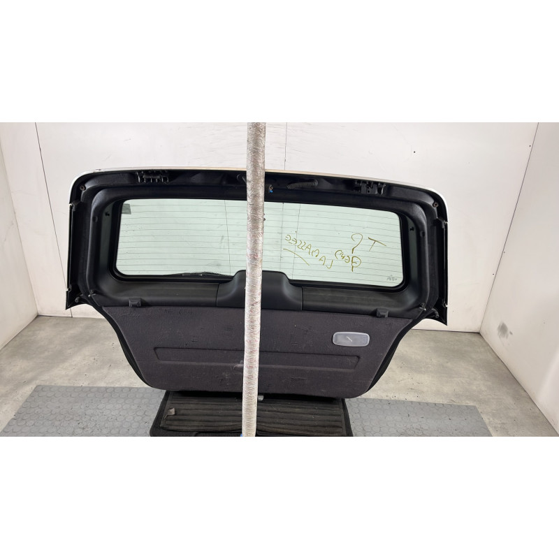 Malle/Hayon arriere MERCEDES CLASSE A 168 Photo n°11