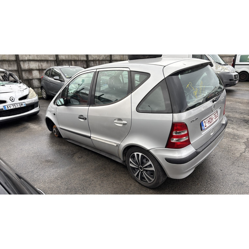Pare choc avant MERCEDES CLASSE A 168 Photo n°12