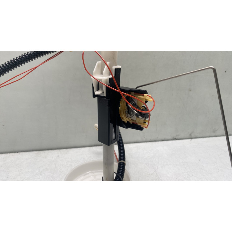 Pompe à carburant RENAULT KADJAR Photo n°9