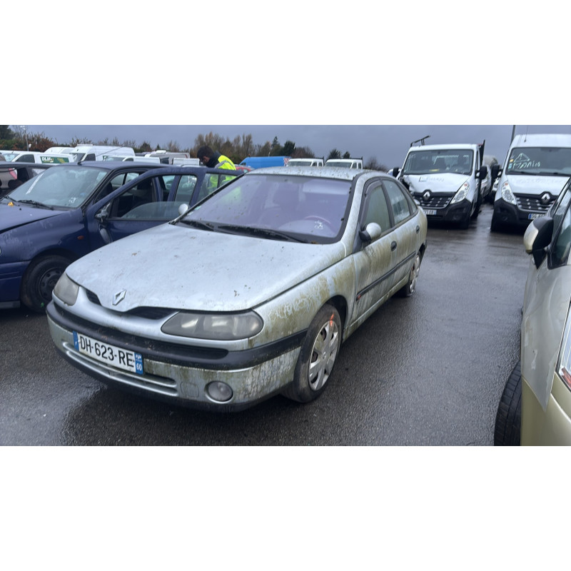 Aile avant gauche RENAULT LAGUNA 1 Photo n°8