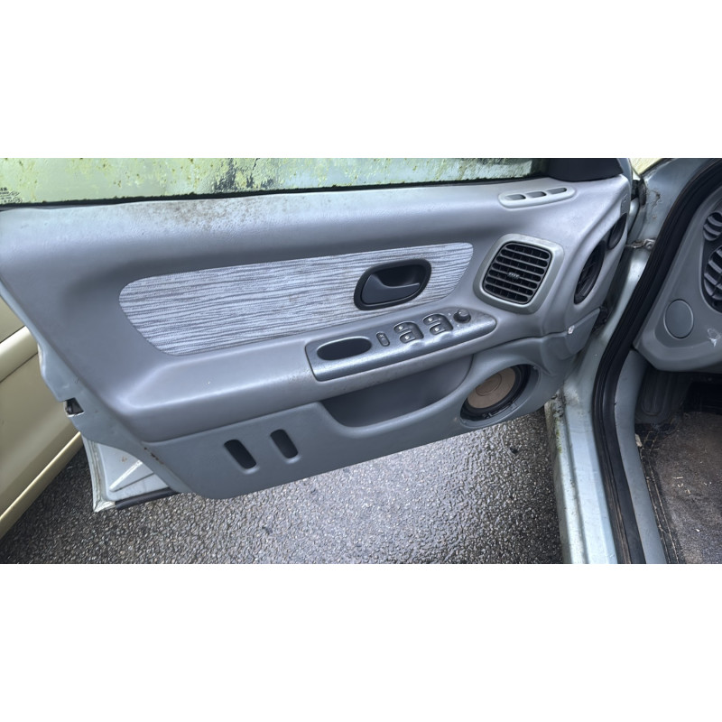 Pare soleil gauche RENAULT LAGUNA 1 Photo n°14