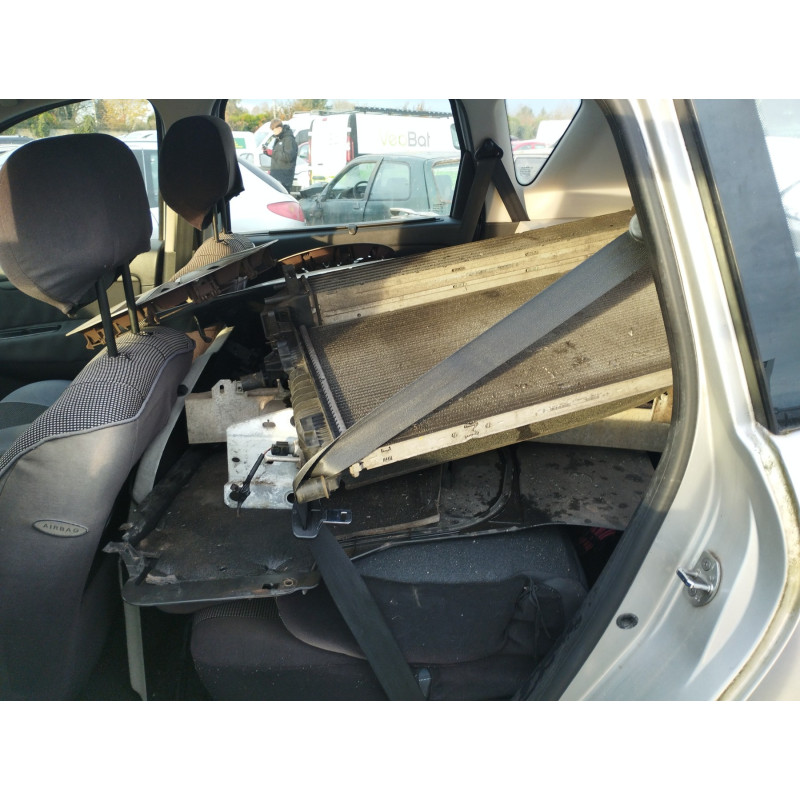 Trappe d'essence RENAULT SCENIC 3 Photo n°15