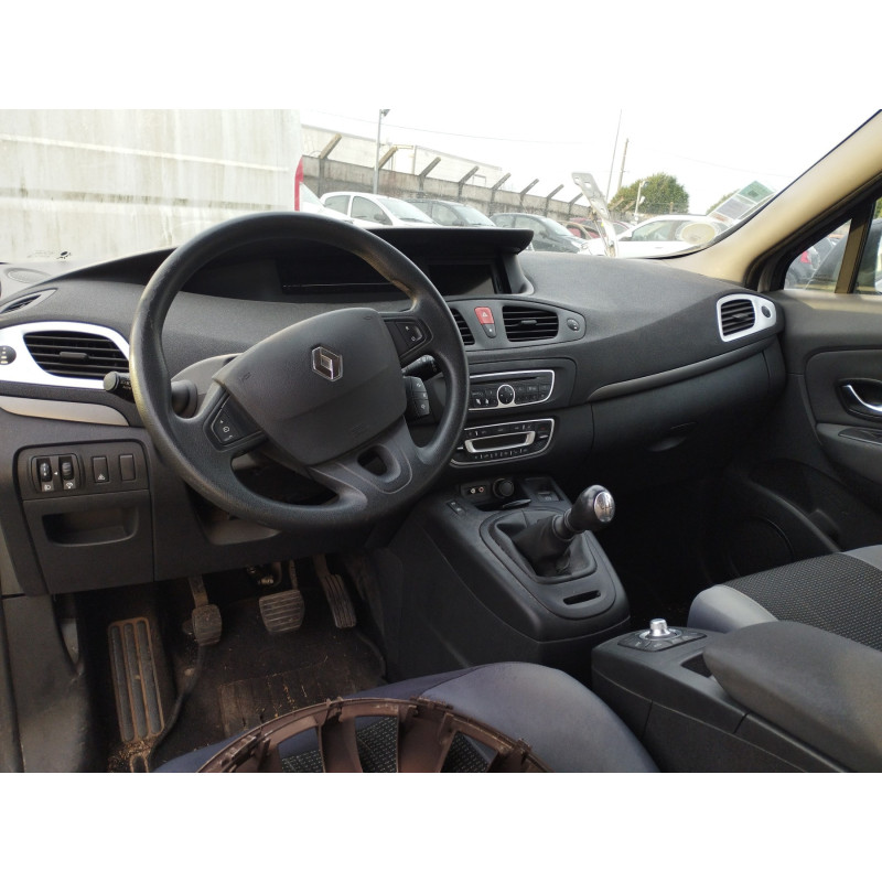 Trappe d'essence RENAULT SCENIC 3 Photo n°16