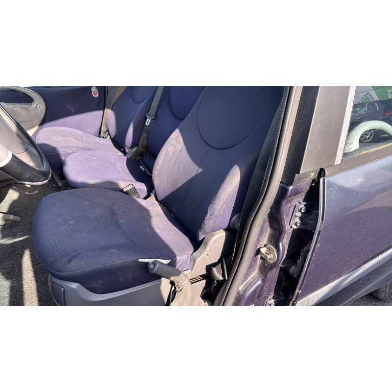 Vitre avant gauche FIAT MULTIPLA Photo n°16