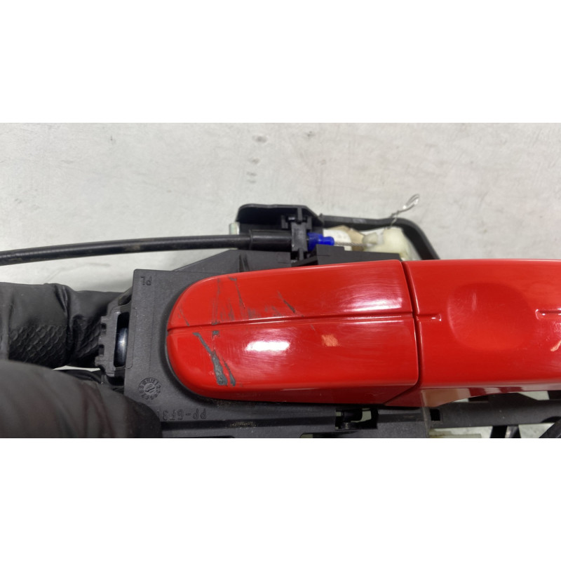 Poignee porte avant droit FORD KUGA 2 Photo n°2