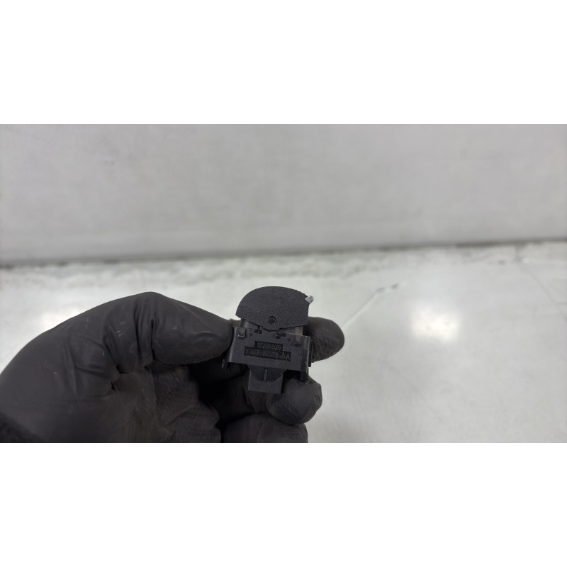 Interrupteur de leve vitre arriere droit FORD KUGA 2 Photo n°3