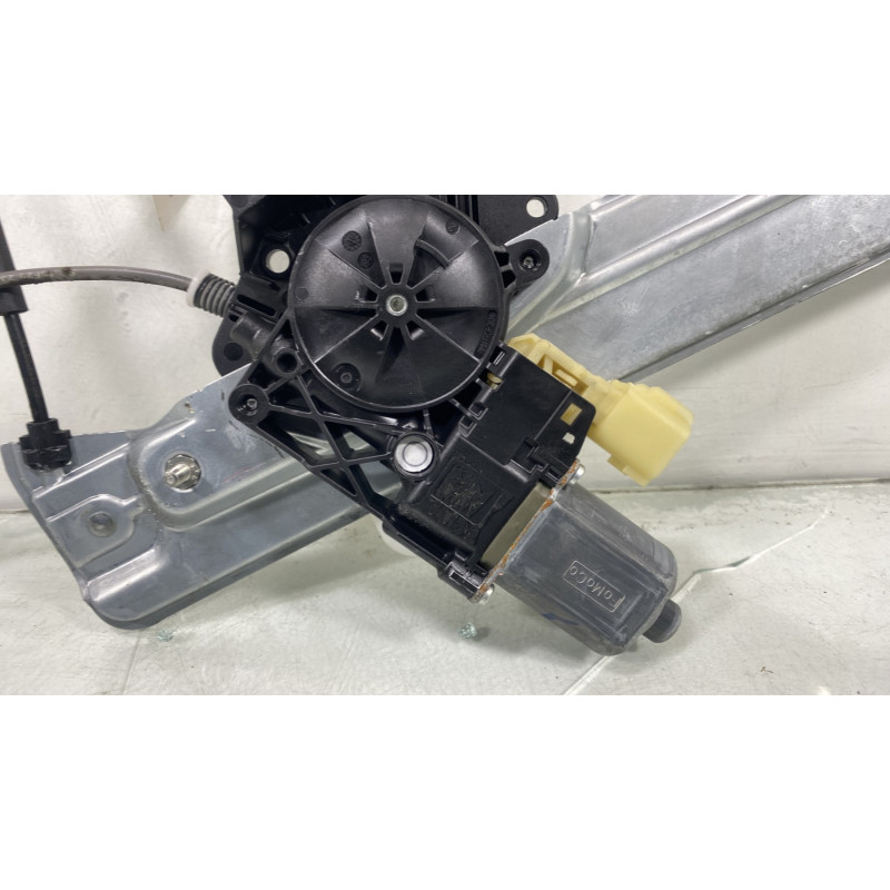 Leve vitre electrique avant droit FORD KUGA 2 Photo n°8