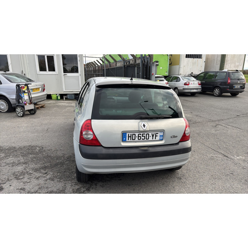 Poignee porte avant gauche RENAULT CLIO 2 Photo n°8