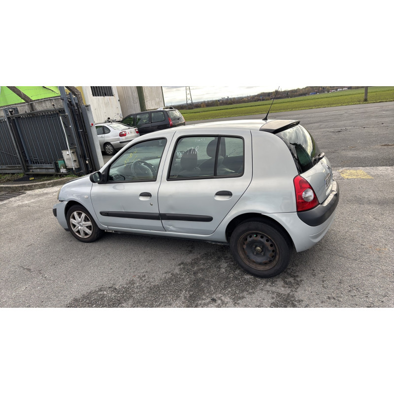 Poignee porte avant gauche RENAULT CLIO 2 Photo n°9