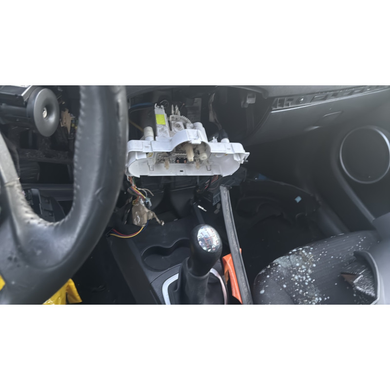 Feu arriere principal gauche (feux) RENAULT CLIO 3 Photo n°20