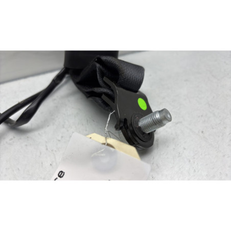 Attache ceinture arriere droit RENAULT KADJAR