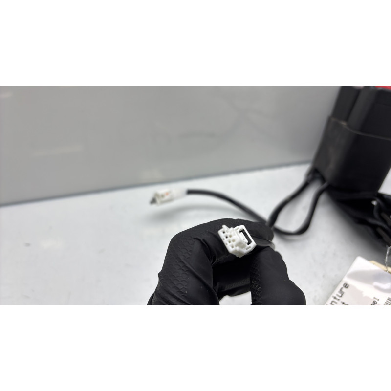 Attache ceinture arriere droit RENAULT KADJAR Photo n°4