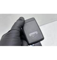Attache ceinture avant droit RENAULT KADJAR