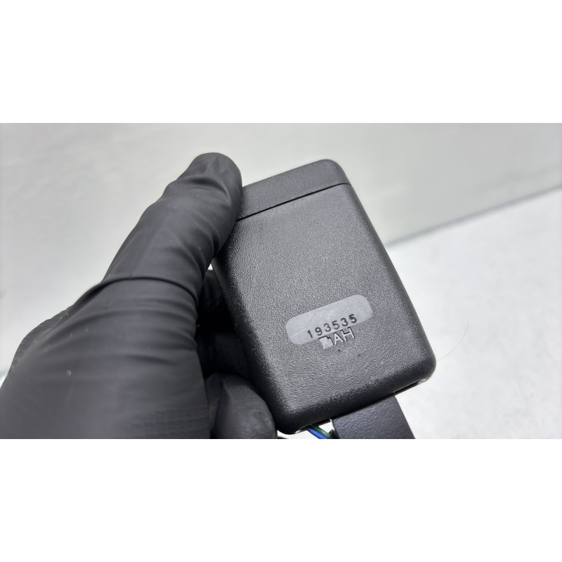 Attache ceinture avant droit RENAULT KADJAR Photo n°5