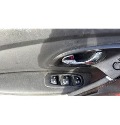 Attache ceinture avant droit RENAULT KADJAR