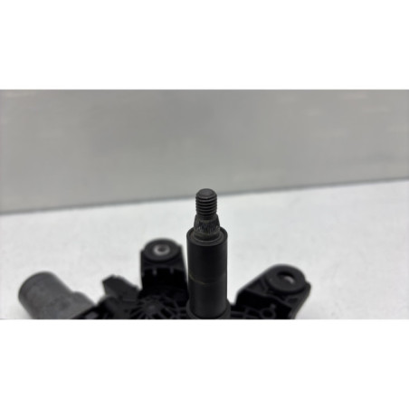 Moteur essuie glace arriere RENAULT KADJAR