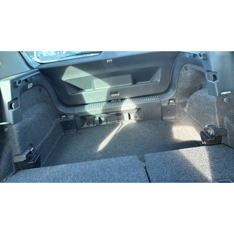 Attache ceinture avant gauche VOLKSWAGEN POLO 5 Photo n°10