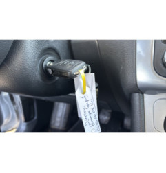 Attache ceinture avant gauche VOLKSWAGEN POLO 5
