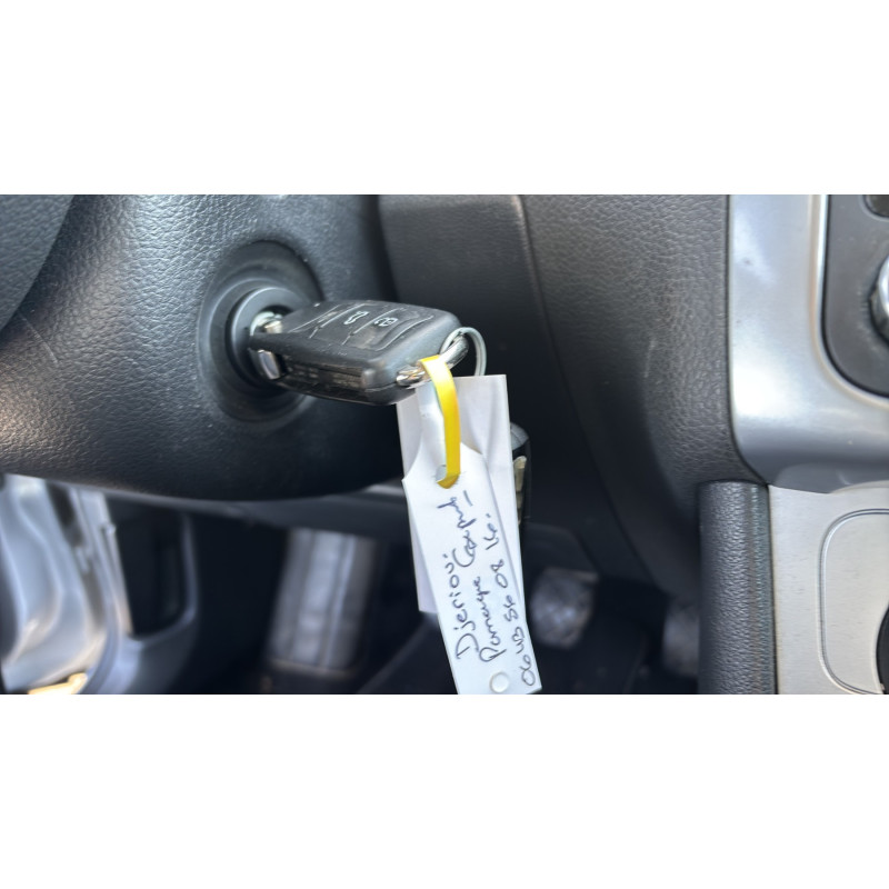Attache ceinture avant gauche VOLKSWAGEN POLO 5 Photo n°13