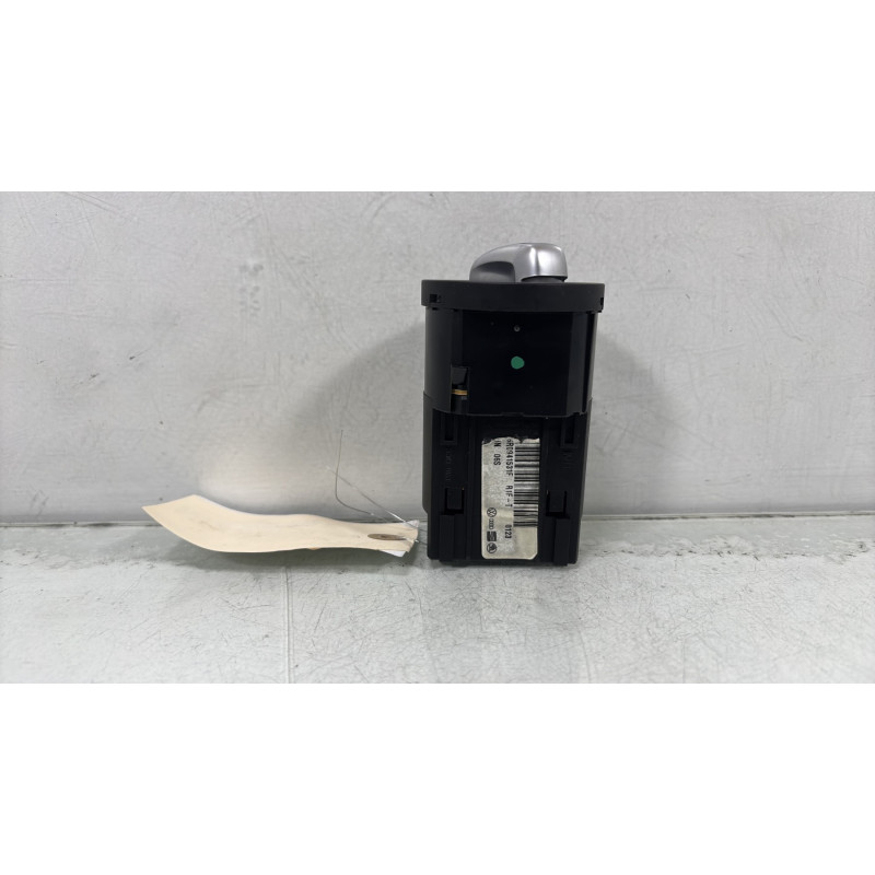 Commande de phare VOLKSWAGEN POLO 5 Photo n°5