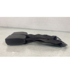 Attache ceinture arriere droit PEUGEOT 206