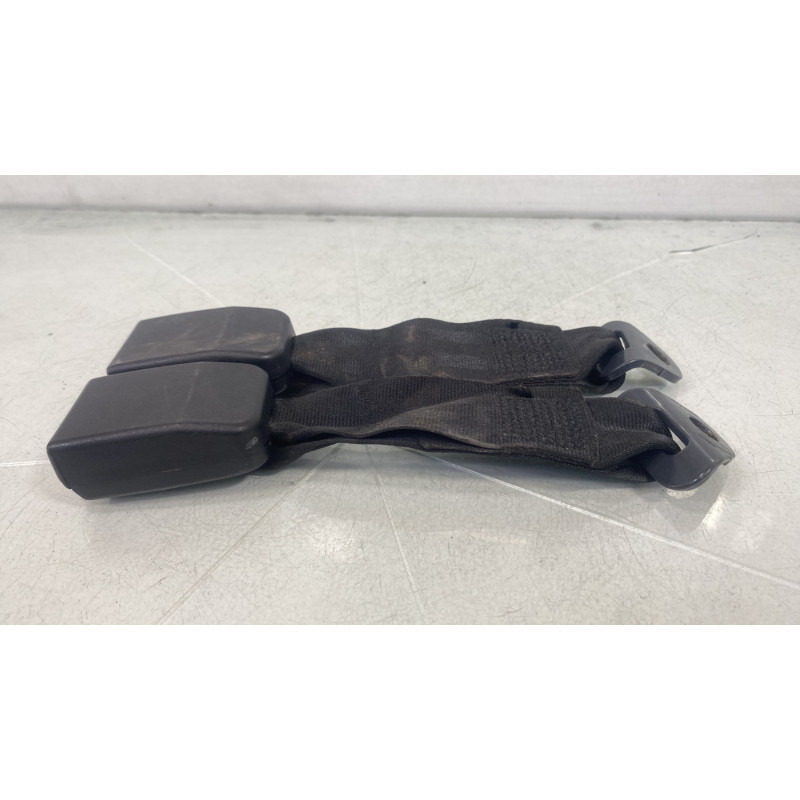 Attache ceinture arriere droit PEUGEOT 206 Photo n°4