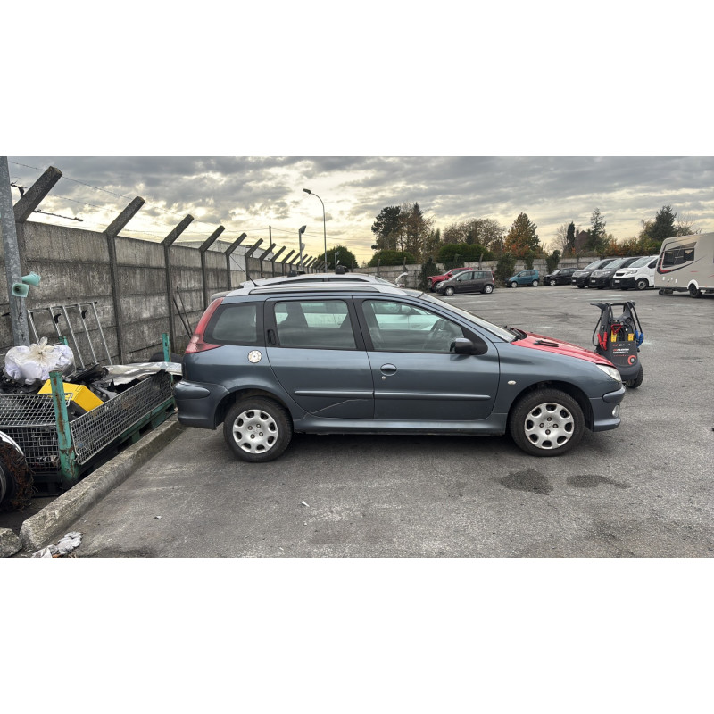Boitier BSI PEUGEOT 206 Photo n°13