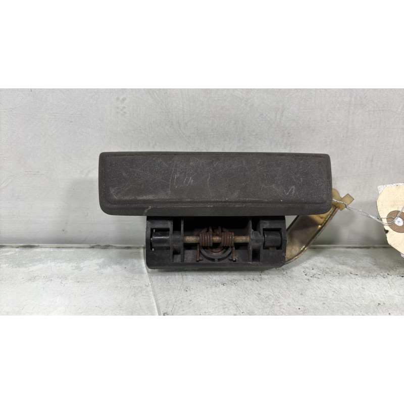 Poignee porte avant droit PEUGEOT 205 Photo n°2