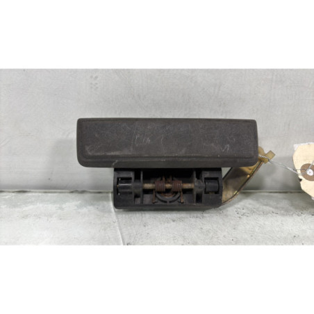 Poignee porte avant droit PEUGEOT 205