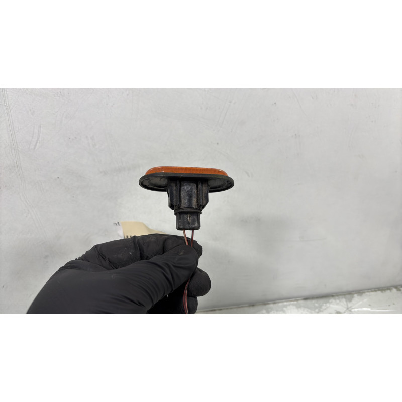 Repetiteur clignotant avant droit  (Feux) OPEL VIVARO 1 Photo n°3