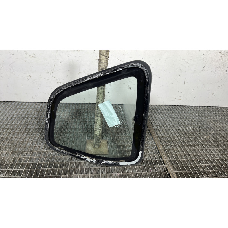 Custode arriere gauche DACIA DUSTER 1 Photo n°4