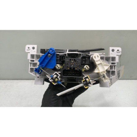 Commande chauffage DACIA DUSTER 1