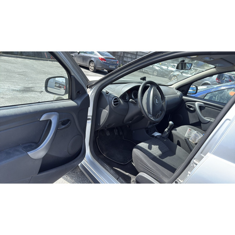 Leve vitre electrique avant gauche DACIA DUSTER 1 Photo n°18