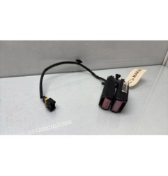 Attache ceinture arriere droit PEUGEOT 207