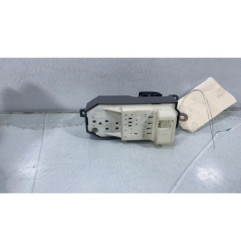 Interrupteur de leve vitre avant gauche TOYOTA YARIS 2