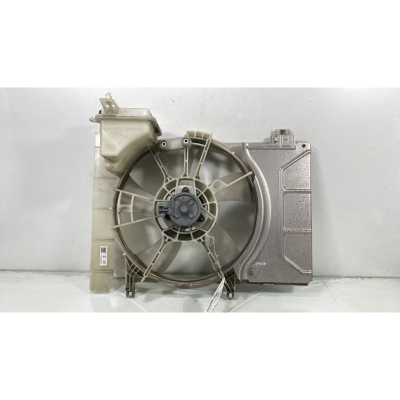 Moto ventilateur radiateur TOYOTA YARIS 2 Photo n°1