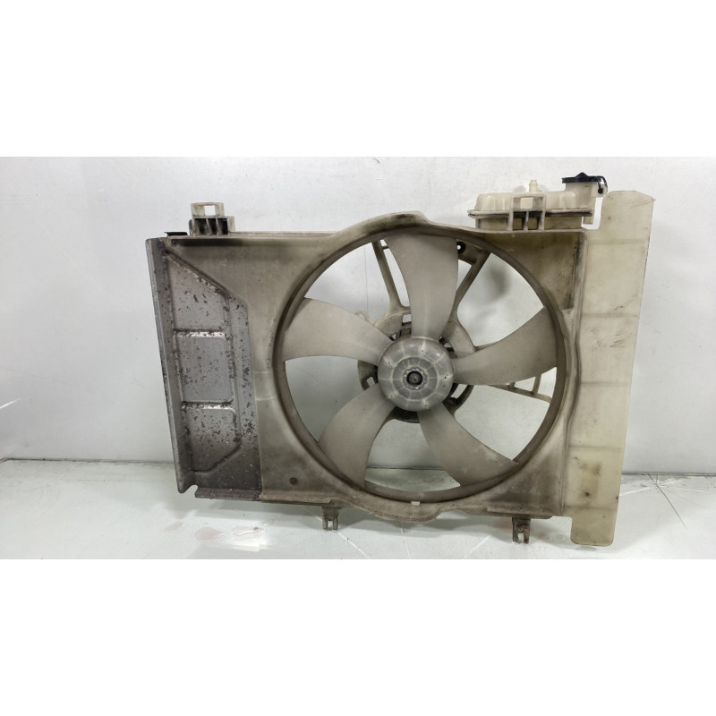 Moto ventilateur radiateur TOYOTA YARIS 2 Photo n°9