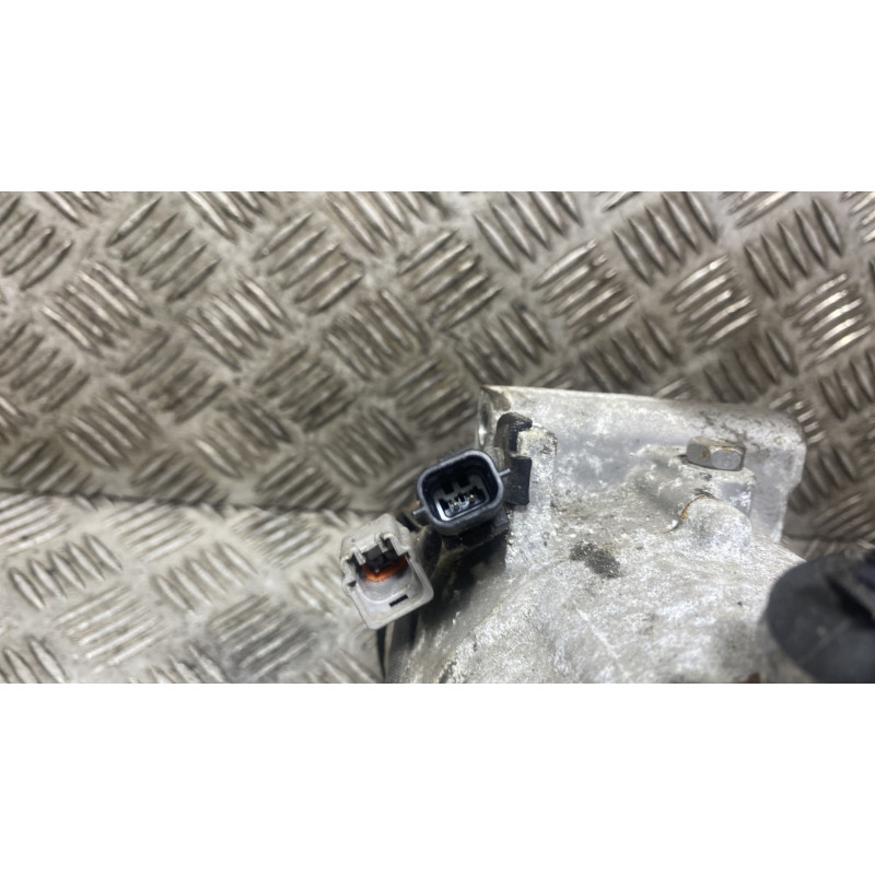 Compresseur clim RENAULT CLIO 4 Photo n°6